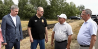 Губернатор Олег Мельниченко встретился с жителями Лопатинского района - SMI58.Ru