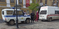 Кировчанин нашел наркотики в лесу и спрятал их в собственной машине - Город Киров