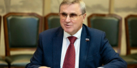 Олег Смолин - РИА Омск-информ