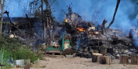 (фото) В Самарской области горели заброшенные строения на острове - TltGorod.Ru