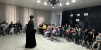 Благочинный Алданского округа продолжает духовное окормление воспитанников центра помощи детям - Якутская и Ленская епархия