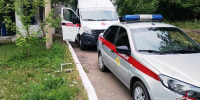 В Рубцовске сотрудники Росгвардии задержали мужчину, угрожавшего врачу скорой помощи - Росгвардия