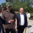 Губернатор Игорь Кобзев вместе с мэром Иркутска проверил обустройство "Сквера будущего" - Baikal24.Ru
