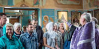 В Введенском храме Сосновоборска встретили начало Успенского поста и Медовый Спас - Газета Рабочий