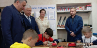 Александр Хинштейн посетил Центр «Семья» в Понырях - РИА Курск