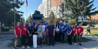 Картинка Активисты «Молодой Гвардии Единой России» Хабаровского края провели субботник у памятника Танку Т-34-85  от Молодой Гвардии - Молодая Гвардия