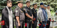 Помощник благочинного Канавинского округа принял участие в траурном митинге, посвященном памяти экипажа К-141 «Курск» - Нижегородская епархия