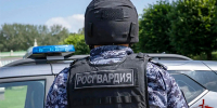 Московские росгвардейцы задержали дебошира, похитившего товар из сетевого супермаркета (видео) - Росгвардия