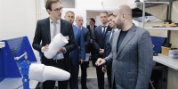 Вячеслав Федорищев ознакомился с новым центром протезирования конечностей в регионе - Волга Ньюс