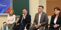 Владимир Степанов обсудил с жителями Чебоксарского округа развитие социальной сферы - Министерство здравоохранения