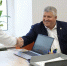Александр Дронов поблагодарил Эркента Дмитриева за работу с молодёжью и помощь бойцам. - Новгородские Ведомости