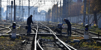Под Анапой поезд протаранил легковой автомобиль - Комсомольская Правда