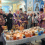 Брянский митрополит Александр окропил святой водой мёд нового урожая - БрянскToday.Ru