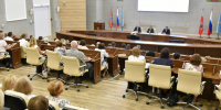 Совещание о подготовке к учебному году / Фото: мэрии Барнаула - ИА Амител
