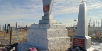 Братская могила в селе Старица, в которой захоронено 250 красноармейцев, находится на местном погосте. - KaspyInfo.Ru