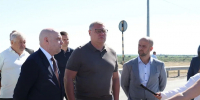 Губернатор Игорь Бабушкин проверил ход капитального ремонта путепровода у села Растопуловка - Газета Волга