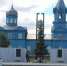 Памятник на фоне церкви - Кизильский вестник