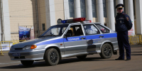 Не доставайте документы, пока не услышите эту фразу: главное правило при общении с ДПС - Prochepetsk.ru