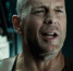 Тяжело больной «крепкий орешек» появился на свадьбе дочери, несмотря на состояние - Neva.Today