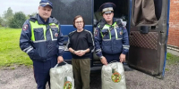 Полицейские и волонтёры Шарьи отправили гуманитарную помощь бойцам СВО - ГТРК Кострома