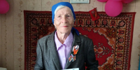 Пример для поколений: ветеран труда Нина Евстафьевна Гмыря отметила 95‑летие - Администрация г. Барнаул