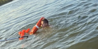 На Бугринской косе спасатели вытащили из воды тонущего 35-летнего новосибирца - КП-Новосибирск