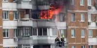 Балкон многоэтажки вспыхнул на Никулинской улице в Москве - Вечерняя Москва