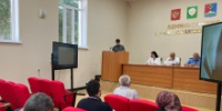 Заседание Комиссии по делам несовершеннолетних: акцент на профилактике и защите прав детей в Новолакском районе - Новолакский район