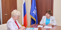 Председатель Законодательного Собрания Ольга Хохлова встретилась с руководителем АРДИ «Свет» Любовью Кац - Вязники.РФ