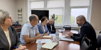 В Устьянском округе строят жилье для переселения граждан из аварийного и ветхого жилья. - Единая Россия