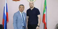 Александр Горяинов готовится к защите диплома в рамках программы "Герои Хакасии" - Республиканская телевизионная сеть