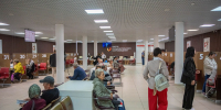 Куряне могут воспользоваться компьютером для получения услуг и переводов в МФЦ - Городские Известия