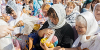 Губкинские храмы поделились расписанием богослужений и освящения плодов на Яблочный Спас - Gubkin.City