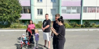 Депутат ЛДПР Антон Рудаков провёл встречи с жителями двух домов в Кургане - ЛДПР