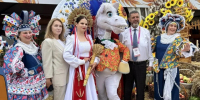 Кировский округ представил своё подворье на 13-м Открытом чемпионате России по пахоте. - Кировский муниципальный округ
