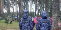 Сотрудники Росгвардии обеспечили охрану общественного порядка на праздновании 97-й годовщины Ичалковского района - Росгвардия