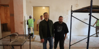 В Великих Луках продолжается ремонт Дома молодежи - Правительство Псковской области