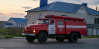 В Новоусманском районе в Отрадном сгорели мансарда в жилом доме и гараж - Новая Усмань Сегодня