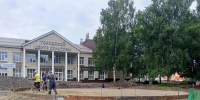 В Мысках продолжается благоустройство общественного пространства в центре города - Город Мыски