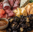 Вялю сливы с чесноком и розмарином: ароматная закуска хороша к мясу и сырам - Кубанские Новости