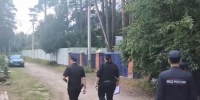 У военного аэродрома Прибылово проверяли 155 домов, 65 машин и два десятка иностранцев - 47 новостей