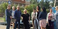 Заместитель Председателя Московской областной Думы, Олег Рожнов провёл обход дворов на улице Полубоярова в Наро-Фоминске - Администрация Наро-Фоминского г.о.