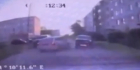 "Применяем оружие!" Во дворах Подпорожья Renault с пьяным остановили выстрелы - 47 новостей