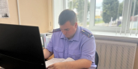 В брянской Клетне пьяный мужчина напал на полицейских - Комсомольская Правда