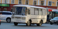 Омич угнал автобус в мороз и врезался в дерево - Om1.Ru