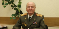 Поздравляем с 92 летием Александра Тихоновича Аграшенкова! - УрИ ГПС МЧС РФ