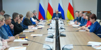 Борис Джанаев провел заседание Трехсторонней комиссии по регулированию социально-трудовых отношений в Северной Осетии - Администрация РСО-А