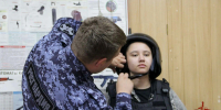 Таштагольские росгвардейцы познакомили детей с особенностями службы во вневедомственной охране (ФОТО) - Росгвардия