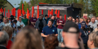 «Все обращения взяли в работу»: Дмитрий Артюхов обсудил с жителями Пурпе развитие микрорайона - Комсомольская Правда