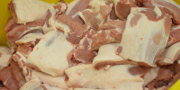 Курянин украл 25 кило мяса из шаурмичной на Кулакова - Комсомольская Правда